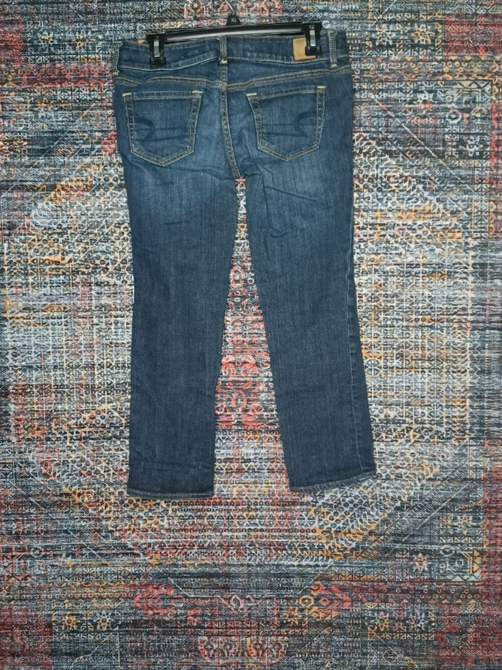 American Eagle womens indigo distressed stretch Artist crop jeans 6 EUC